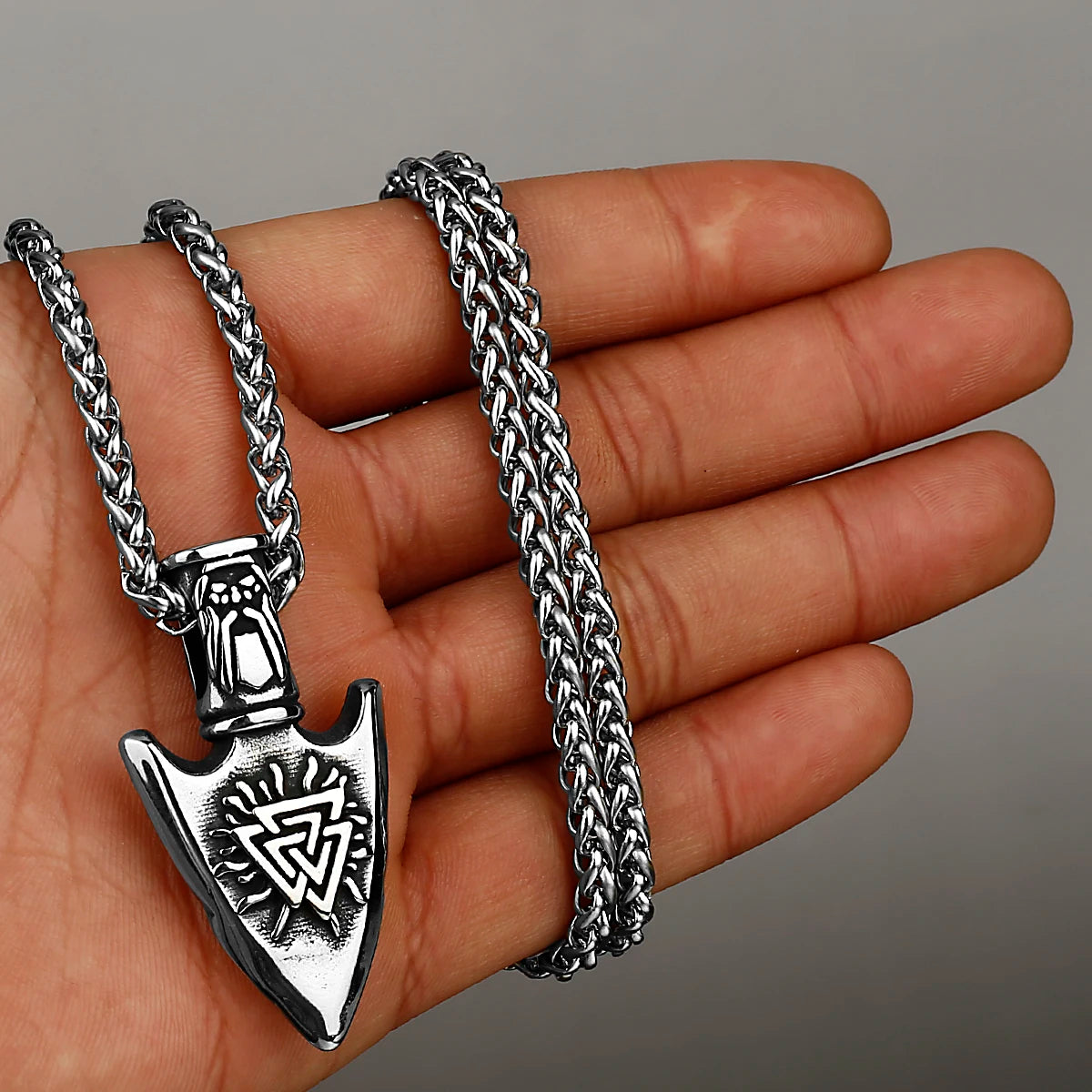 Viking Retro Valknut Odin Sword Gungnir Vegvisir Pendant Necklace Viking Amulet Rune Stainless Steel Necklace Jewelry Gift