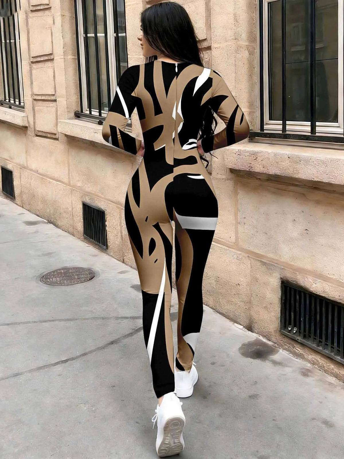 Slim fit long sleeved jumpsuit with elastic fabric that fits the body shape, suitable for commuting and casual wear - Kimlud