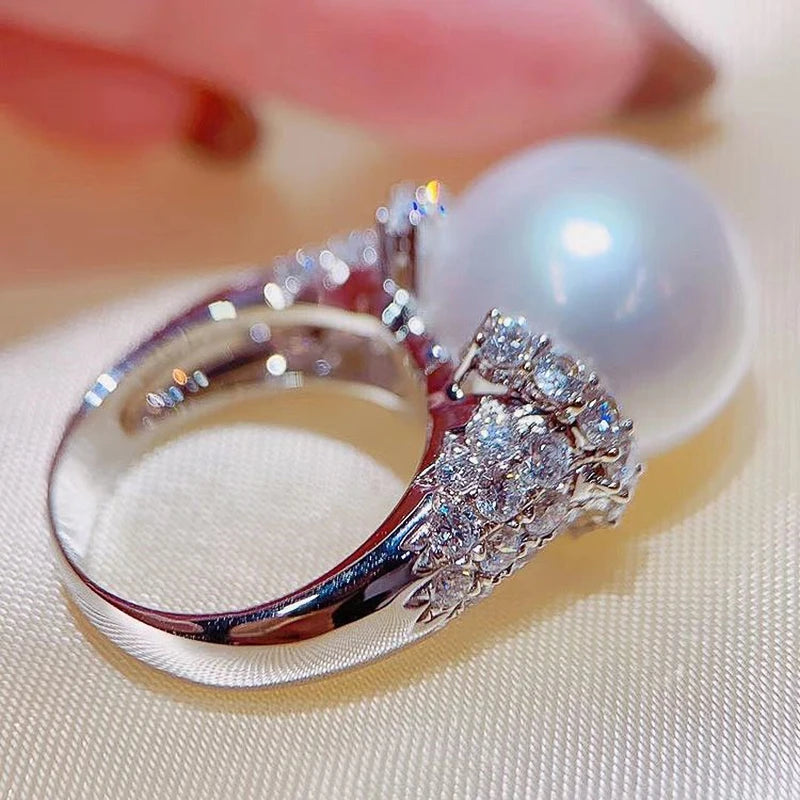Huitan Sweet Imitation Pearl Rings Women Engagement Wedding Party Luxury Fashion Female Finger Accessories Eternity Jewelry 2022