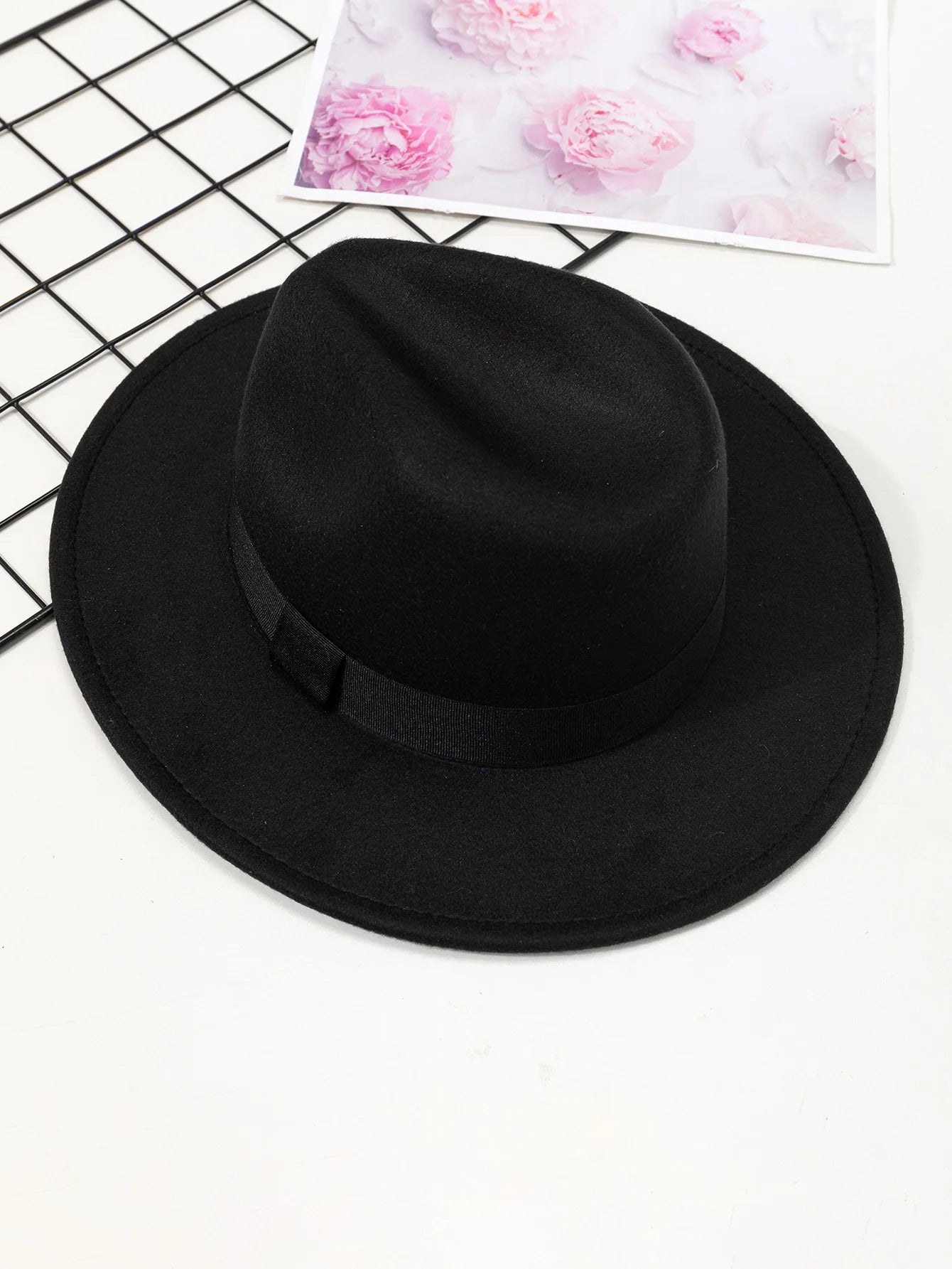 Autumn and winter men and women's new large brimmed hats, fashionable woolen jazz hats, English style top hats
