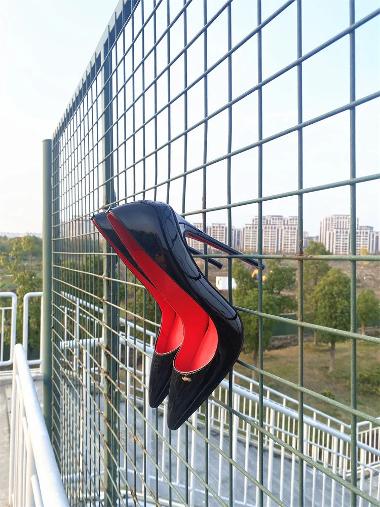 Spring and Autumn New Lacquer Wave V-neck High Heels 12cm Fashionable and Sexy Commuting Single Shoes