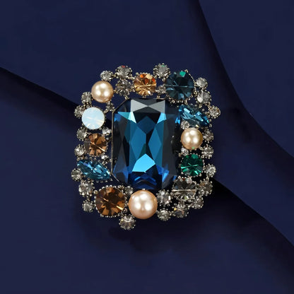 Light Luxury Elegant Zircon Pearl Flower Phalaenopsis Brooch For Women Fashion Sweet Crystal Jewelry Geometry Jewelry...
