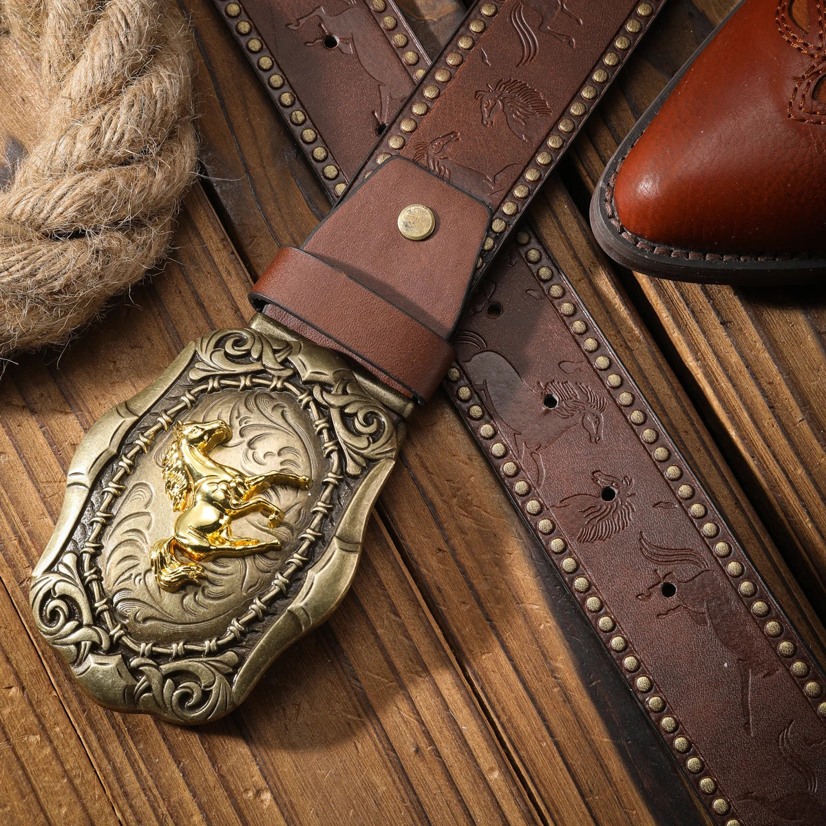 Vintage and fashion collision!  PU leather alloy buckle waistband, for both men and women, to create a personalized western styl