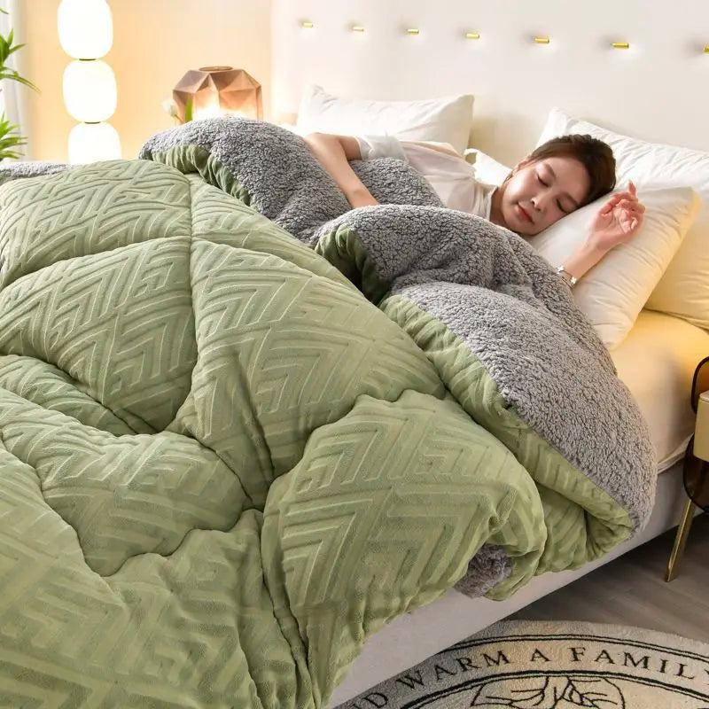 Autumn Winter Fleece Quilt Fluffy Warm Coral Flannel Casual Comforter Core for Bedroom Sofa Bed Soft Thickness Throw Blankets