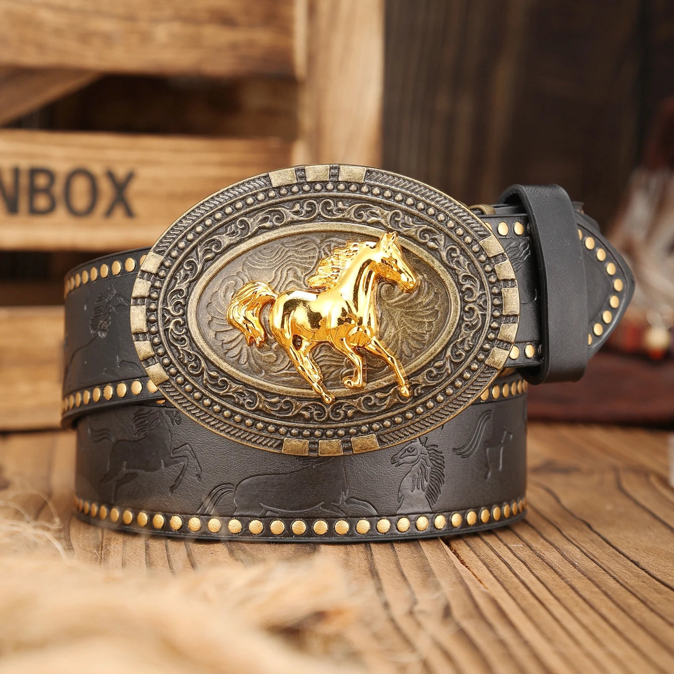 A Western-buckle PU belt suitable for both men and women, a unique and retro brown belt (with perforated nails included)