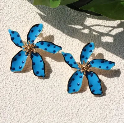 HUANZHI Enamel Pink Flower Stud Earring Irregular Petal Vintage Drip Oil Elegant Sweet Jewerly Gift for Women Girls