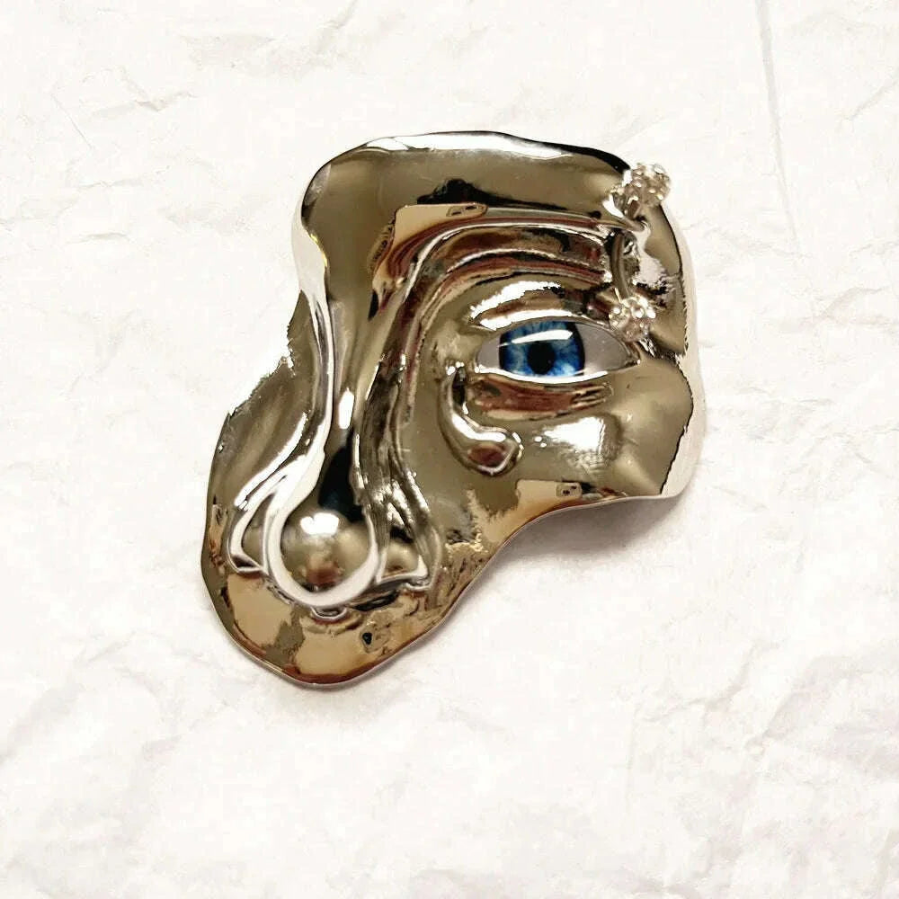 Vintage Baroque Style Alloy Plated Face Shaped Necklace For Women Fashion Jewlery Exaggerated Long Chain Necklace Accessory