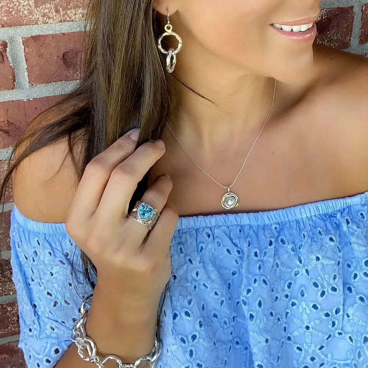 Unisex Silver-Plated Boho Ring with Vintage Flair - Cool Blue Gemstone Inlay, Perfect for Daily Wear