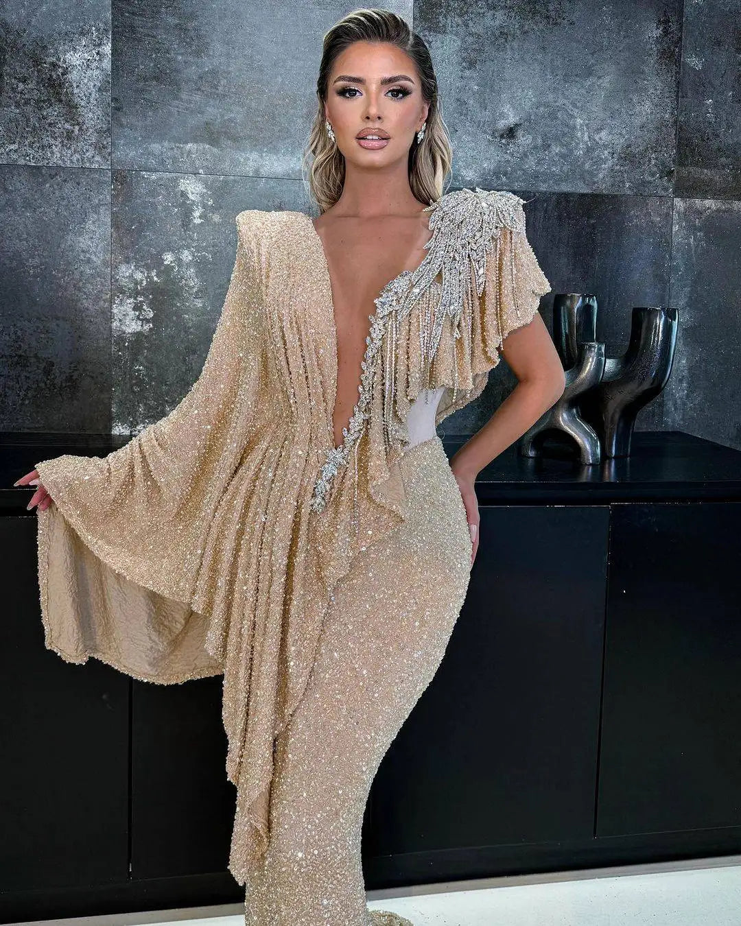 llusion Mermaid Evening Dress For Black Women Sequined V Neck Crystal Beading Prom Gowns Formal Party Second Reception Dresses - Kimlud