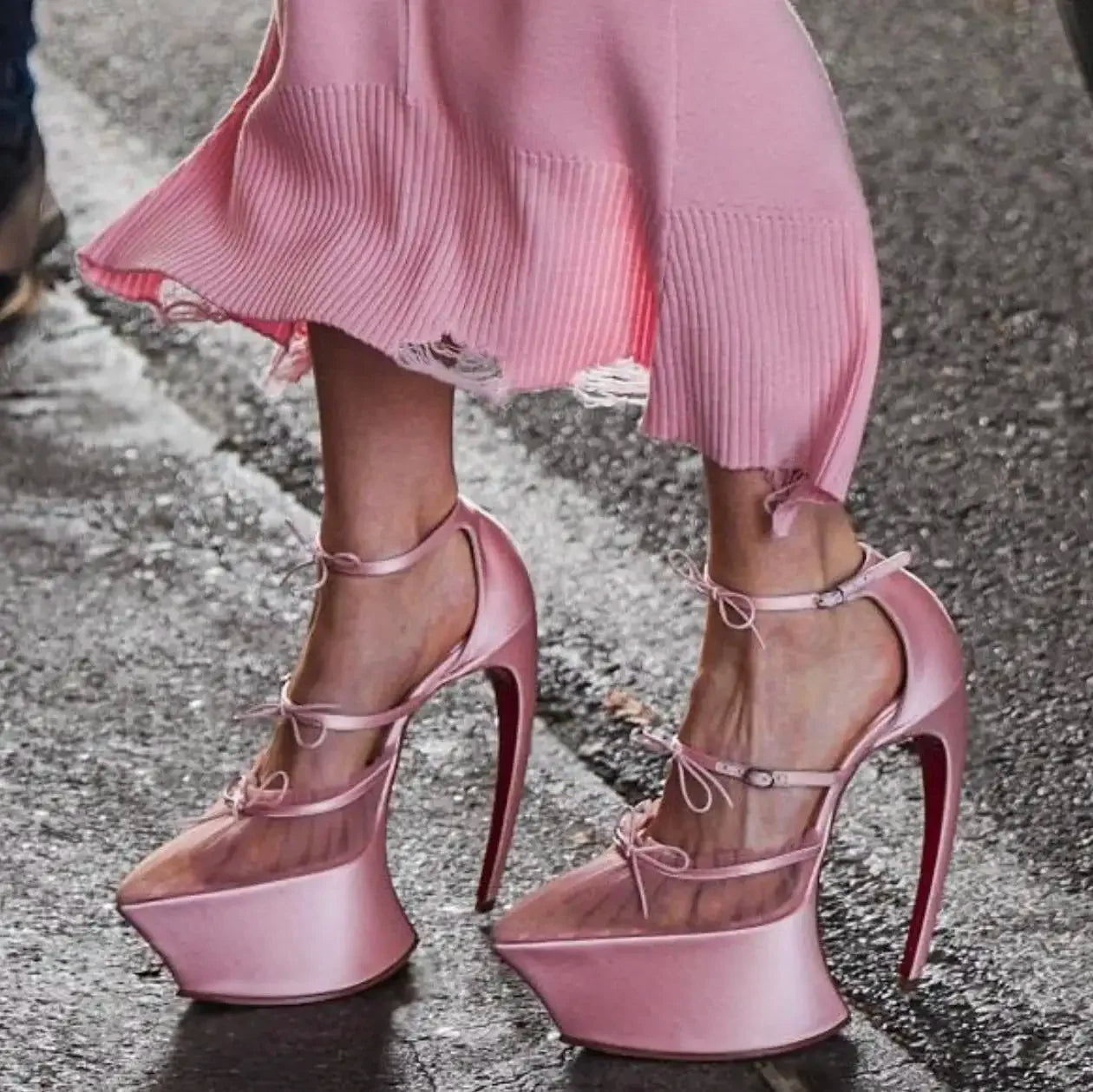 2026 Spring/Summer New Fashion Runway Satin Pink Ribbon Pointed-Toe Platform Stiletto Heel Ballet Bow High-Heeled Pump...