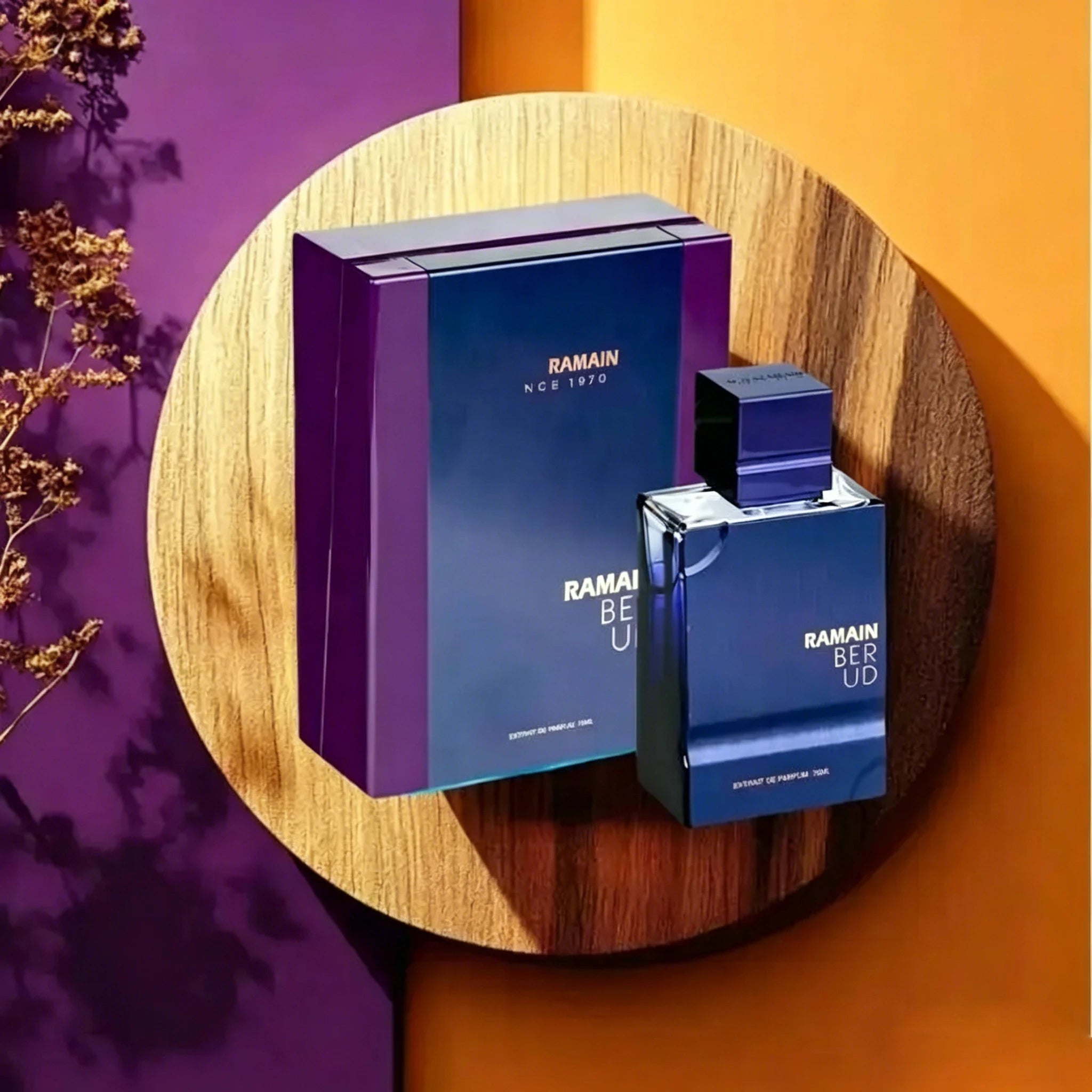 Al Haramain Amber Oud , The deep purple bottle captures the Dubai night sky, with saffron and amber interweaving warmth, ebony and sandalwood blending mysteriously, creating the luxurious and elegant night fragrance of the de - Kimlud