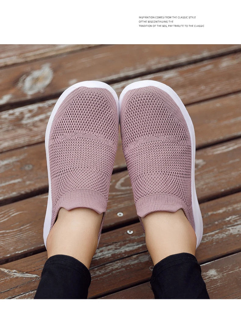 Men Shoes Sneakers Breathable Mesh Slip on Running Shoes Outdoor Non-Slip Couple Jogging Training Hiking Sports Shoes