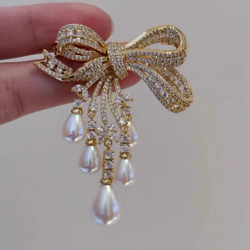 Light Luxury Exquisite Temperament Autumn And Winter Heavy Industry Bow Tassel Brooch Fashion Elegant Crystal Jewelry...