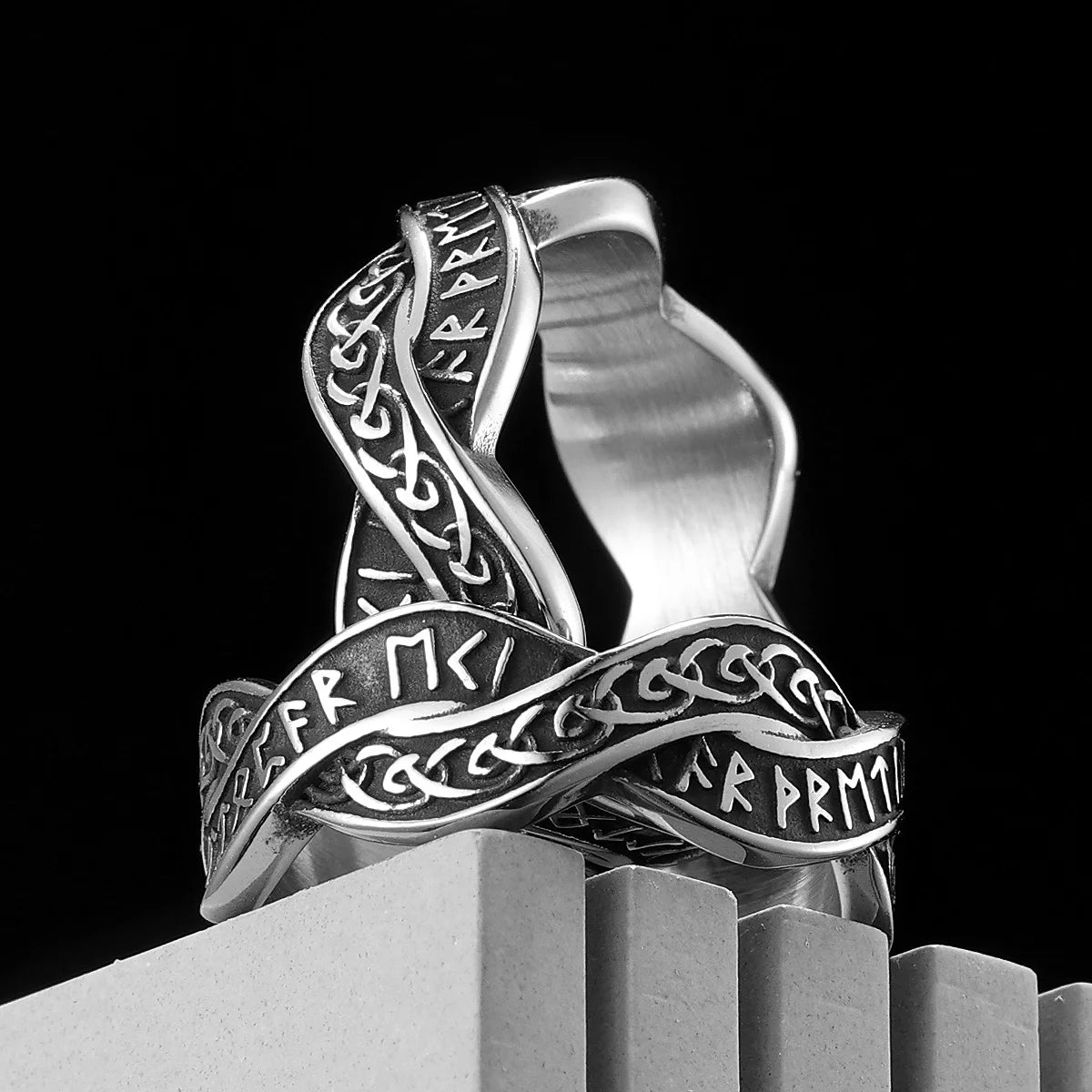 Viking Letter Character Unique Stainless Steel Men Rings Punk New In For Male Women Fashion Jewelry Creativity Gift Wholesale - Kimlud