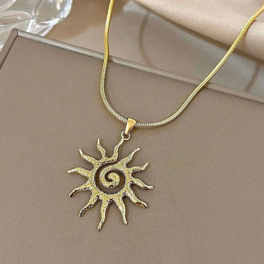 Flashbuy Vintage Chic Sun Shaped Pendant Stainless Steel Necklace Statement Golden Fashion Jewlery Gift