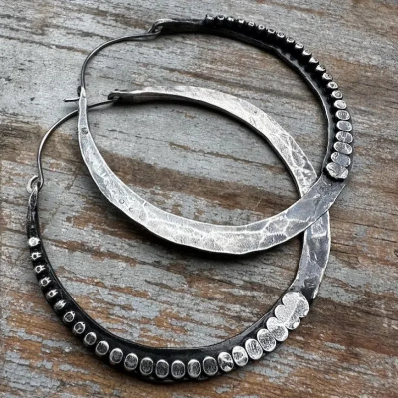 Women's Vintage Distressed Hoop Earrings Hammer Embossed Design Bohemian Style Earrings Suitable For Daily Vacation Casual Wear
