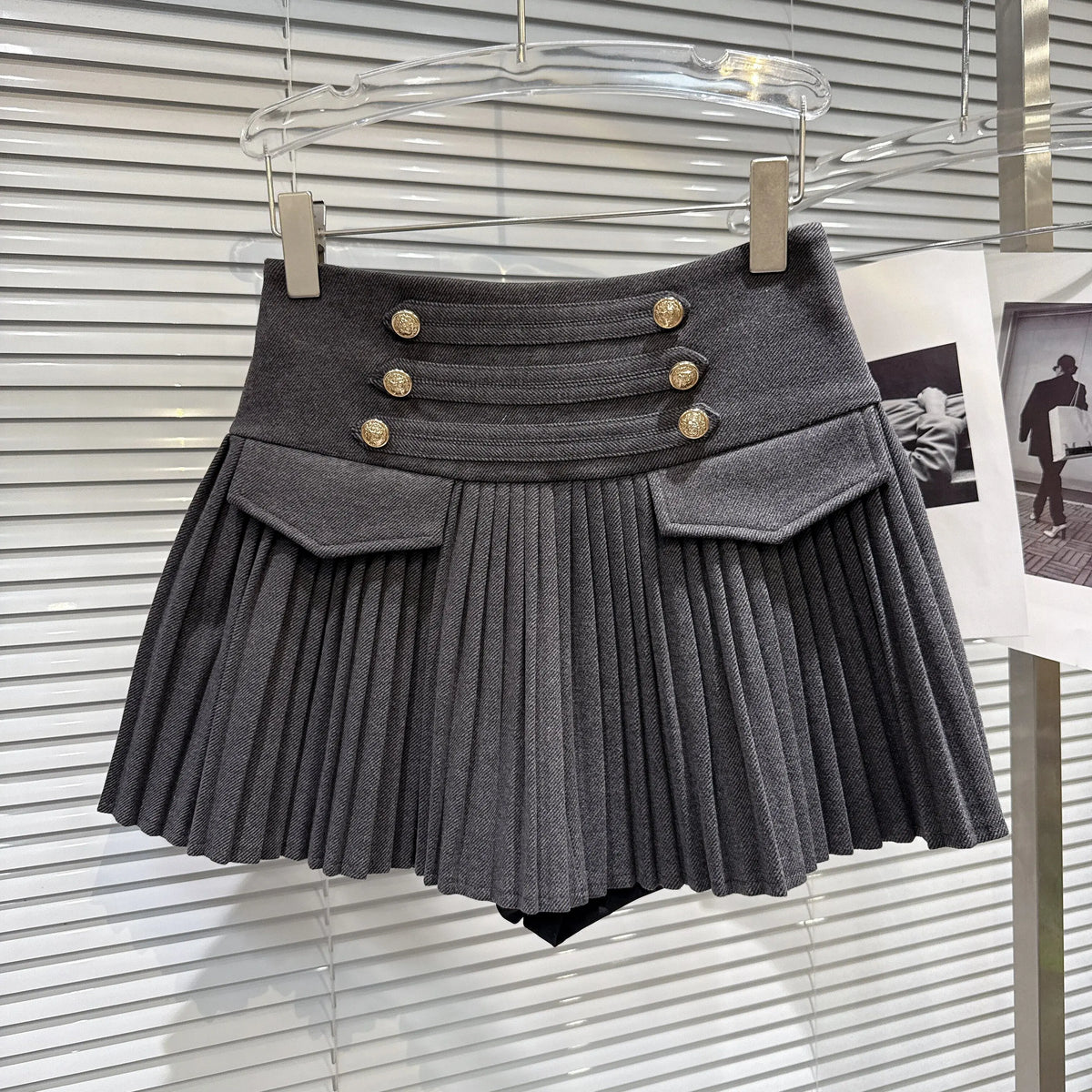 DEAT Trendy 2026 Autumn New Elegant Double Breasted Faux Woolen High-Waisted Pleated Skirt For Women A-line Skirts 11C320