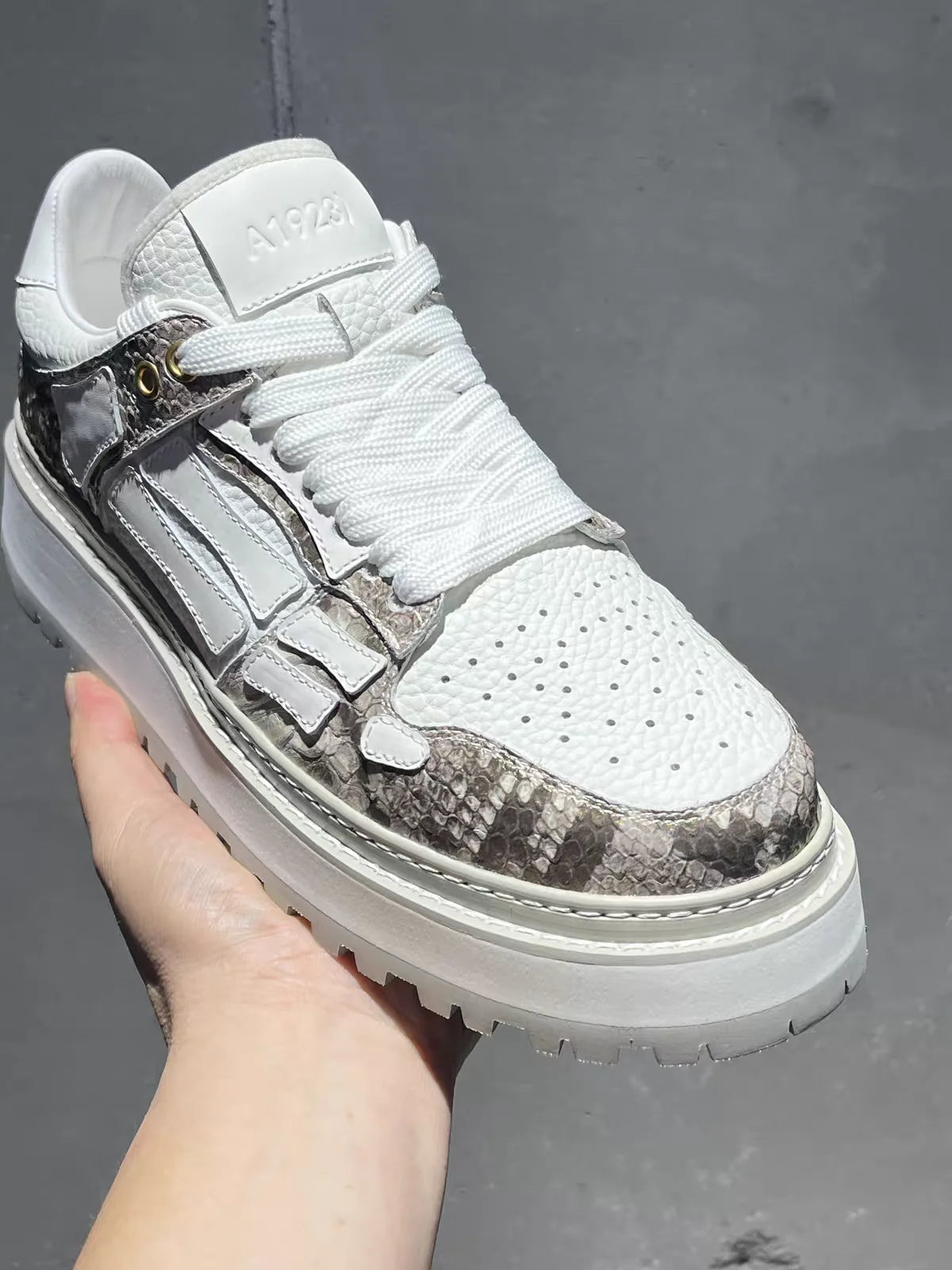 Men Genuine Leather Casual Shoes Personality Design Sport Shoe Outdoor Driving Jogging Shoes Men White Platform Sneakers...
