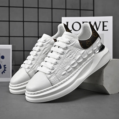 Men Casual board shoes White Sneakers Men Fashion Lace Up Leather Casual Comfortable Board Shoes Non-slip Board Shoe Men Shoes
