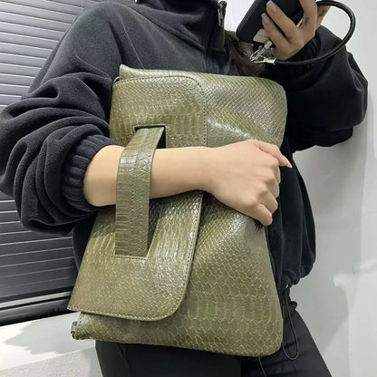 Ladies' fashionable retro coarse snake pattern handbag with high capacity and detachable shoulder strap shoulder bag