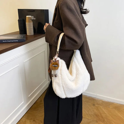 New Winter Versatile Commuting Shoulder Bags Women Large Capacity Furry Bucket Bag for Commute Texture and Simple Storage Bags