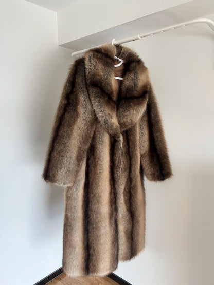 Brown Stripes Gradient Premium Faux Fur Maxi Long Coat Luxury Vintage Fluffy Lapel Collar Midi Coat Pinterest Style Slay Outfits