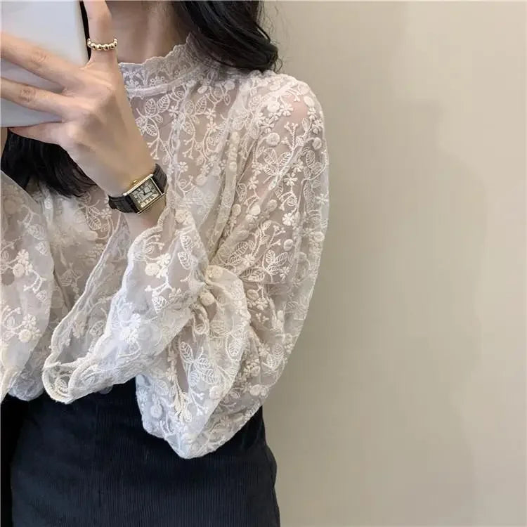 M-3XL Lace Blouses Women Sweet Flare Sleeve Elegant Inside Basic Ladies Designer Aesthetic Classical Temper Chic Korean Fashion