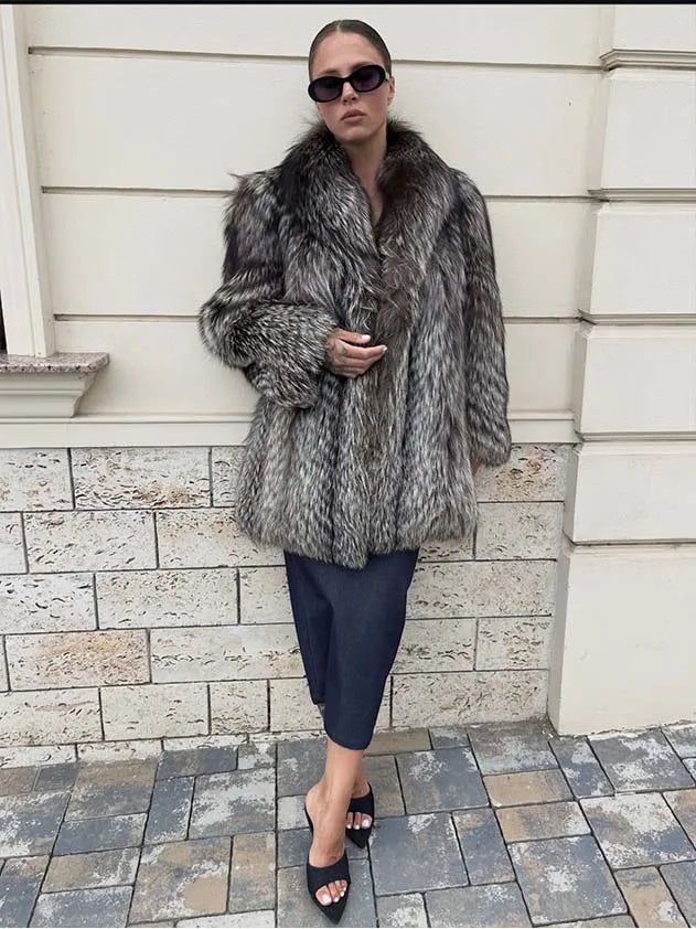 Customized Women's Fur Coat Silver fox Fur Coat 2025 New Style Fashionable and Luxurious Women's fox Fur Coat