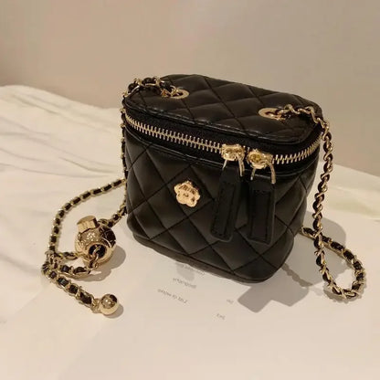 2024 new mini shoulder bag Camellia lingeries chain box small bag for women shoulder bag crossbody bag