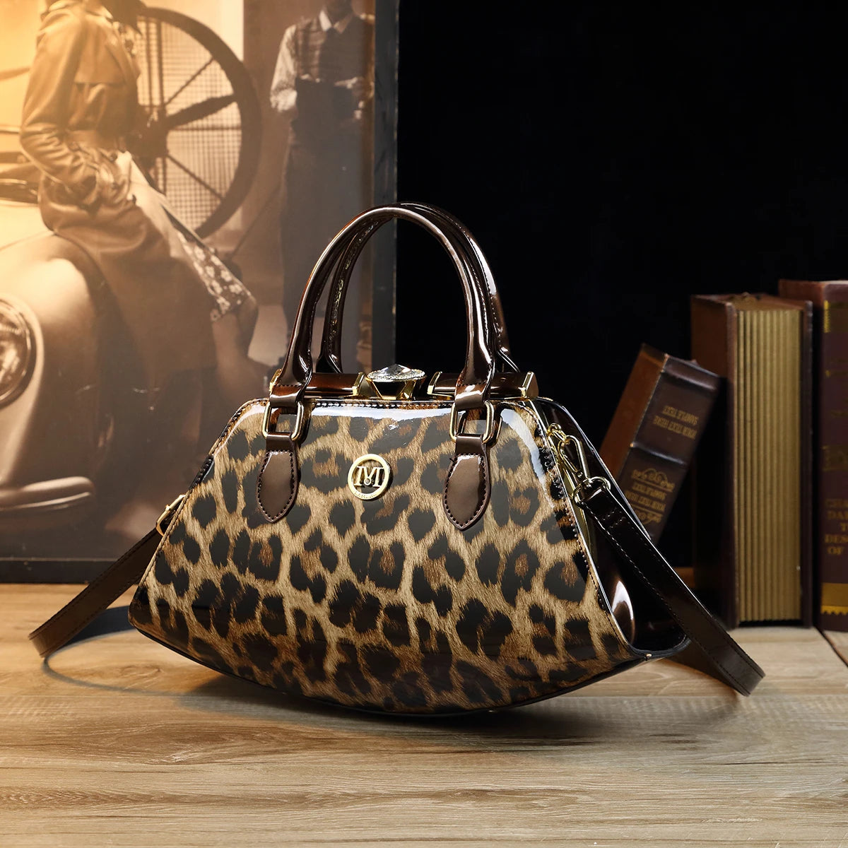 Luxury Designer Shoulder Bag Women Phone Pocket Leopard Pattern Diagonal Cross Bag Patent Leather Glossy Retro Versatile...