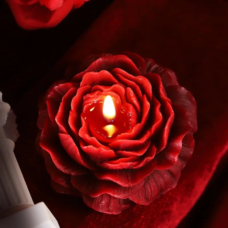 Low Temperature Candle Wax Peony Rose Heart Candle 42 Degrees To 48 Degrees