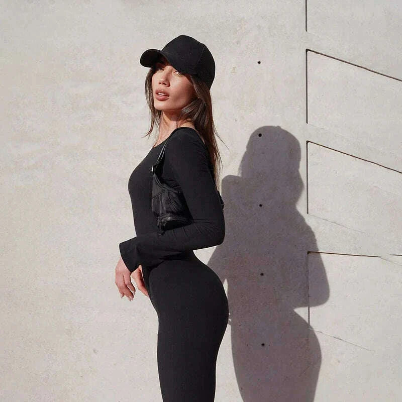 Black Sexy Jumpsuits Women New Autumn Fashion Backless Long Sleeve Solid Sports Fitness Yoga Rompers Casual Slim Fashion Overall