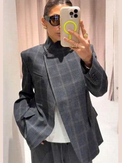 Women Irregular Plaid Blazer Jacket Fashion Stand Collar Full Sleeve Split Loose Short Coat 2025 Female Daily Commute Outerwear