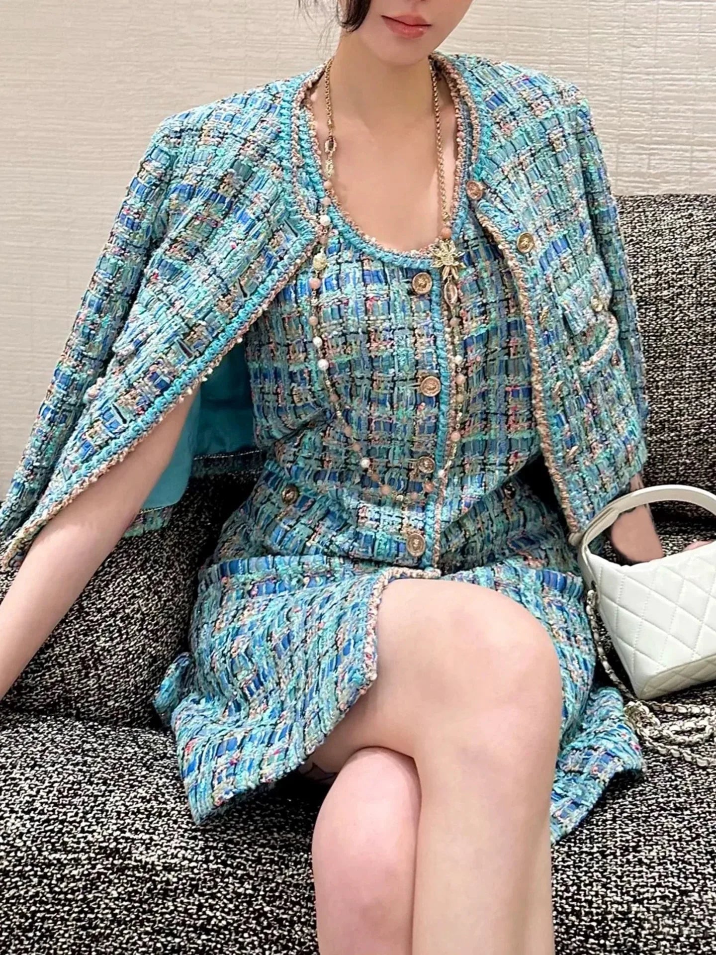 2025 New French Lady Blue Green Tweed round Neck Single Button Small Fragrance Style Jacket Vest Dress Set Casual Suit