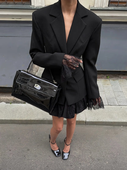 2025 Autumn and Winter New Fashion Black Small Suit Solid Jacket Design Sense Lace Splicing Commuting Long Sleeved Top Coat