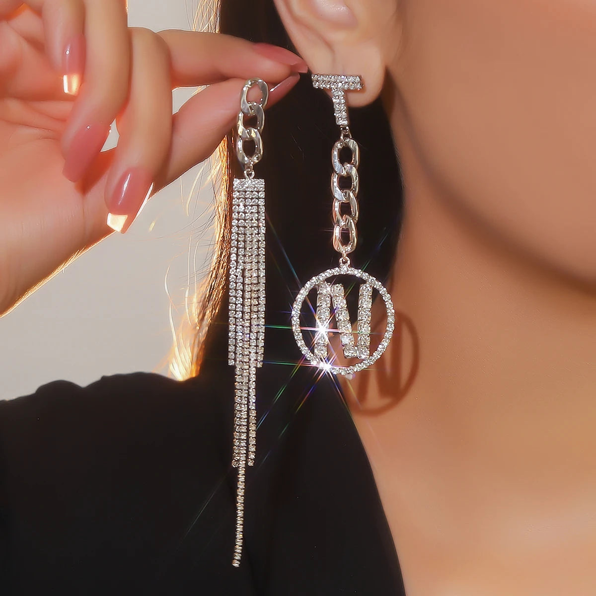 Silver Rhinestones Earrings for Women Sparkly Long Linear Dangle Earrings Dangle Tassels Statement Earrings Bridal Wedding