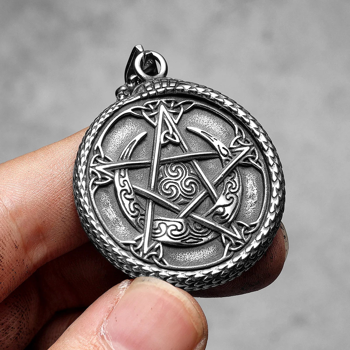Viking Tree of Life Men Necklace Pendant Stainless Steel Jewelry For Male Women Retro Punk HipHop Accessories Gifts Wholesale