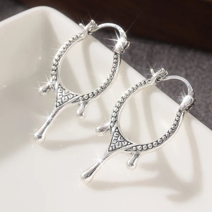 Vintage Handmade Pattern Silvery Plated Irregular Hoop Earrings Women's Fashion Personalized Banquet Festival Jewelry Accessory