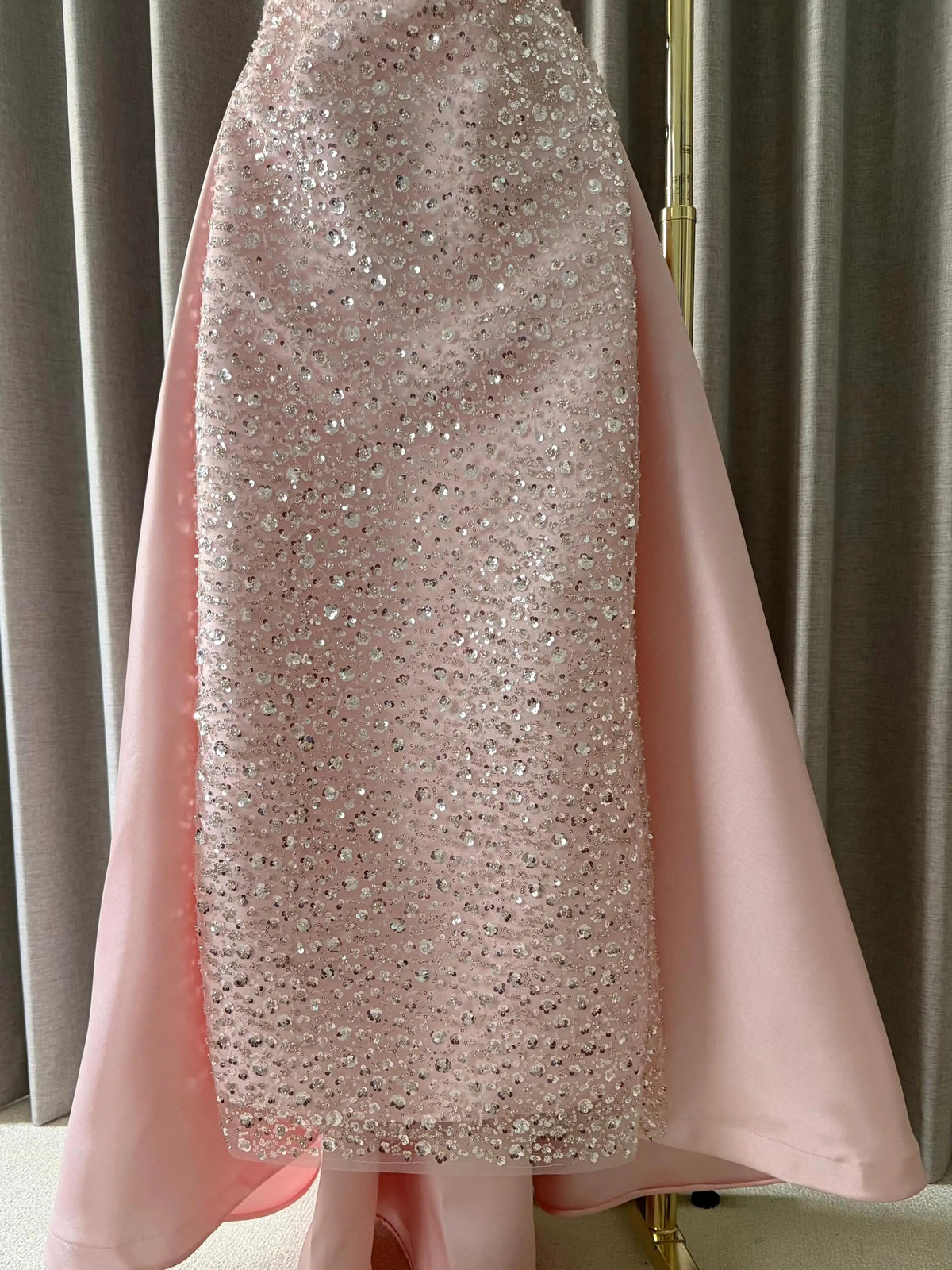 Ofherown Spaghetti Strap Pink Sequins Beaded Evening Dress Satin Train Long Prom Gown Wedding Party Formal Dress