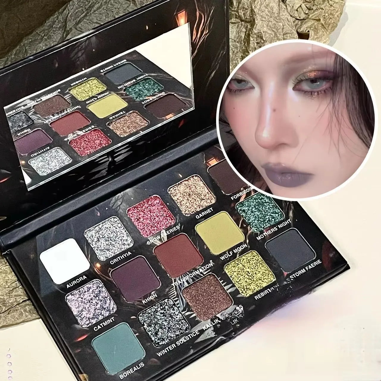 Purple Chameleon 15 Color Eyeshadow Palette Shimmer Glitter Matte Metallic Halloween Makeup Look Eye Shadow Palette |...