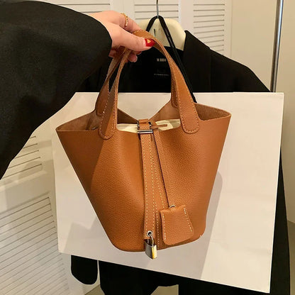 Fashionable 2023 New Women's Handbag Vintage Bucket Bag Niche Design High-end Feel Simple Tote Bag Waist Packs | Kimlud...