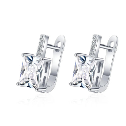 Wholesale Sweet Sapphire Earrings Jewelry Oval Shape Zircon Gemstone Stud Earrings Accessories Women Wedding Engagement...