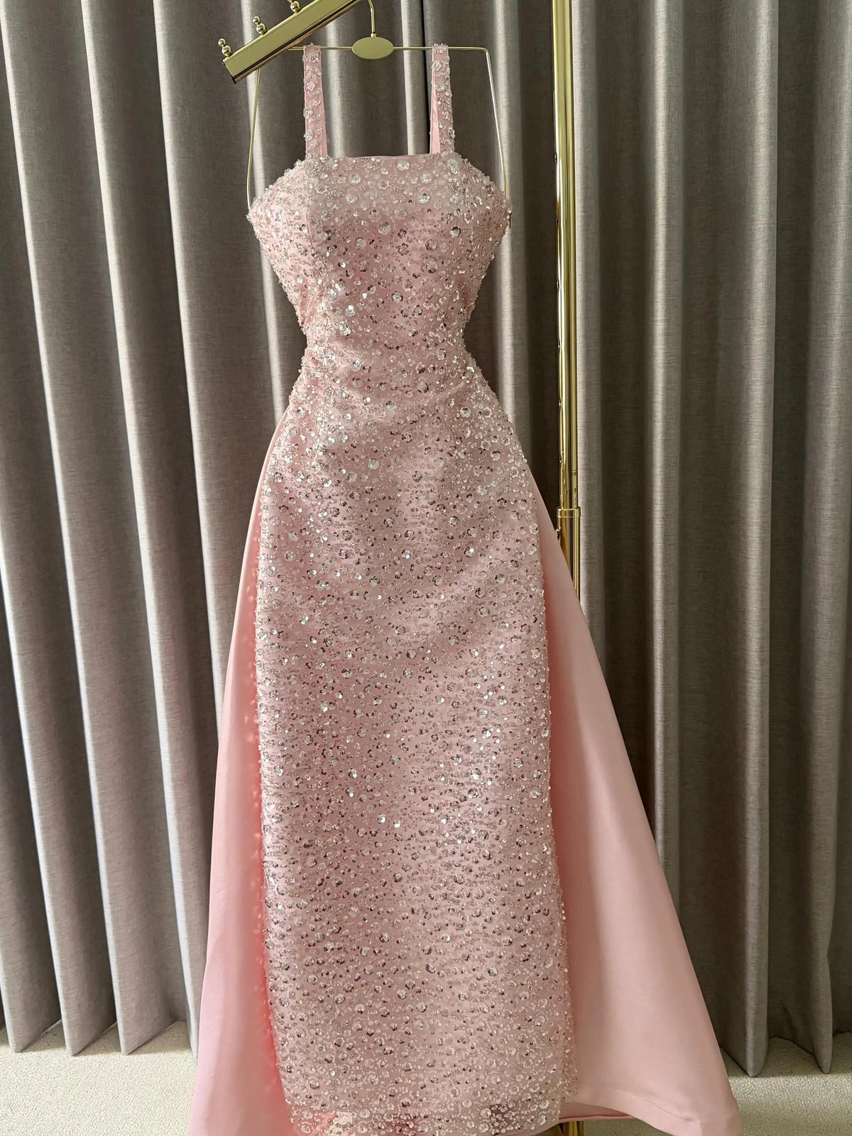 Ofherown Spaghetti Strap Pink Sequins Beaded Evening Dress Satin Train Long Prom Gown Wedding Party Formal Dress