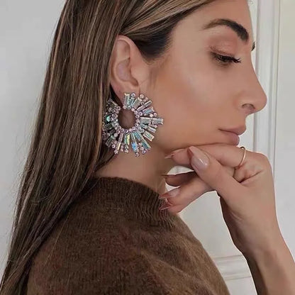 Luxury Exaggerated Crystal Earrings Large Circle Flower Shiny Rhinestone Stud Earrings for Women 2023 Trendy Fashion...