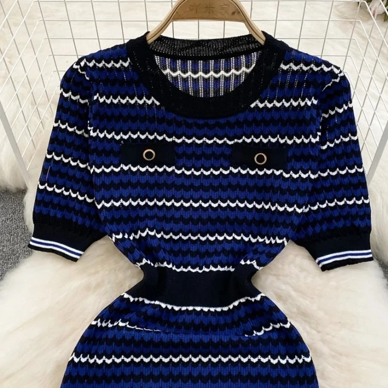 Women's Blue Geometric Striped Crew Neck Sundress Short Sleeve Stretchy Ribbed Knit Bodycon Long Dress Summer Party Maxi...