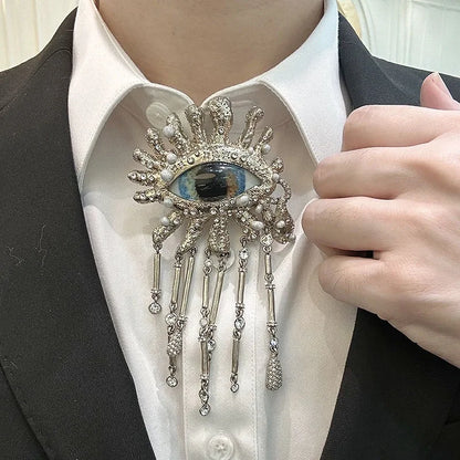 Retro Eye Shaped Rhinestone Brooch for Women and Men Tassel Chain Lapel Pins Badge Elegant Fashion Jewelry Accessories