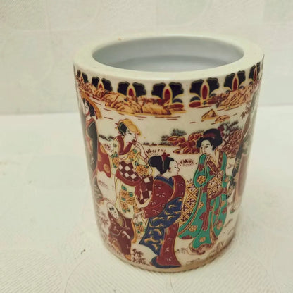 Chinese Old Pink Porcelain Japanese Ladies Pattern Round Pen Holder Vase