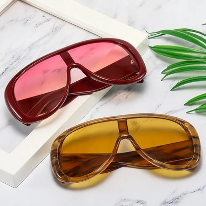 Oversized One Piece Large Frame Y2K Cat Eye Sunglasses for Women Men Retro Square Gradient Sun Glasses UV400 Decoration Shades