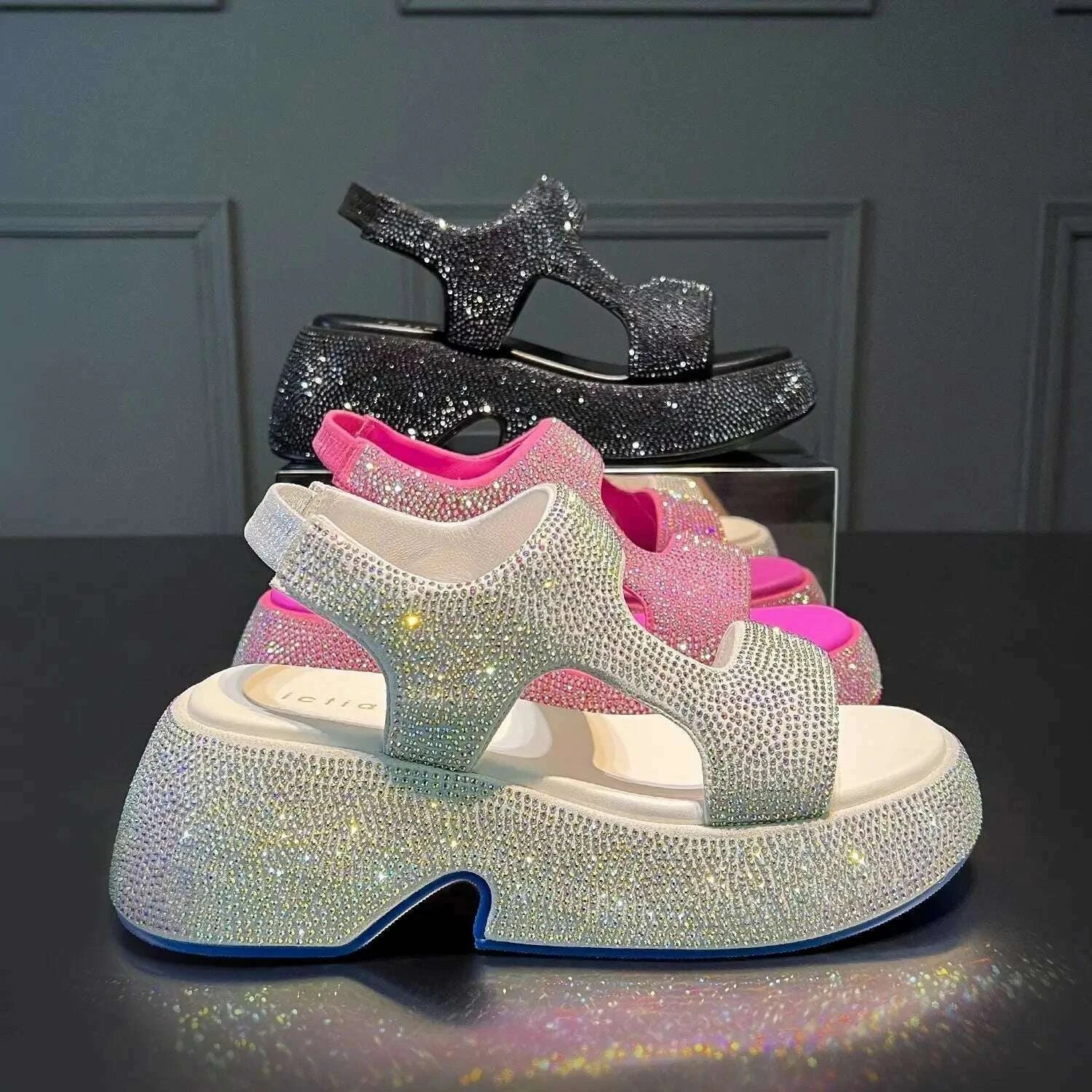 Fashion Luxury Rhinestone Women Sandals Summer New Sheepskin Elastic Band Thick-soled Open-toed Roman Flat Sandals