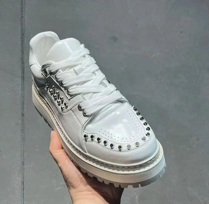 Men's Genuine Leather Casual Shoes White European Metal Rivet Design Board Shoes Thick Soled Trainers Height Increasing Sneakers